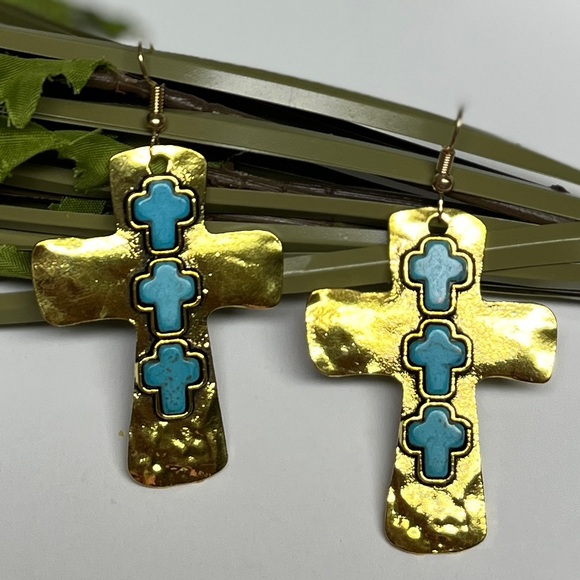 Golden hammered cross with 3 blue crosses laid vertically. 2” x 1.5”.  NIP. Nice - Picture 6 of 7